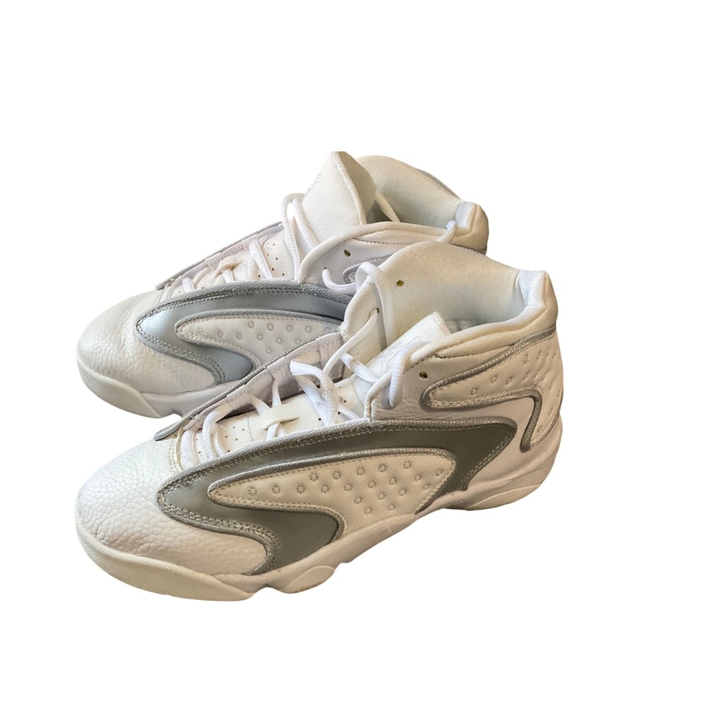 Jordan OG Basketball Shoes Womens 7.5 White Metallic Silver CW0907-100‎ Retro